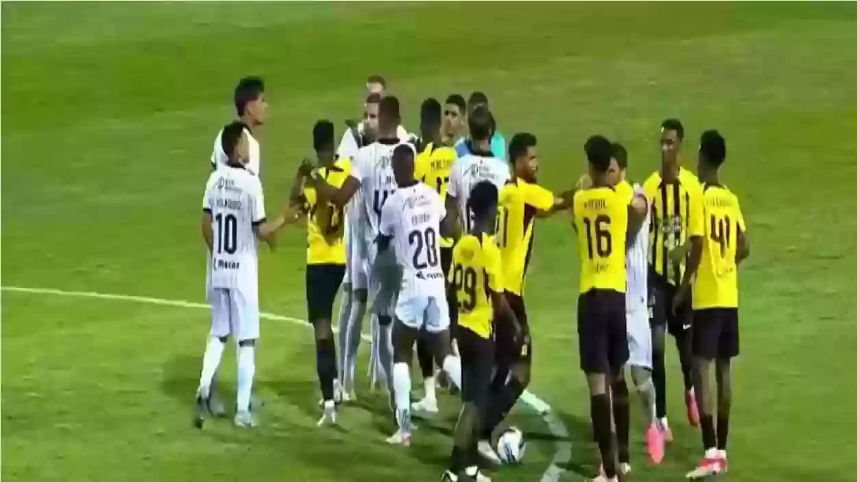 فيفا يهدد الاتحاد السعودي بالعقوبات القوية