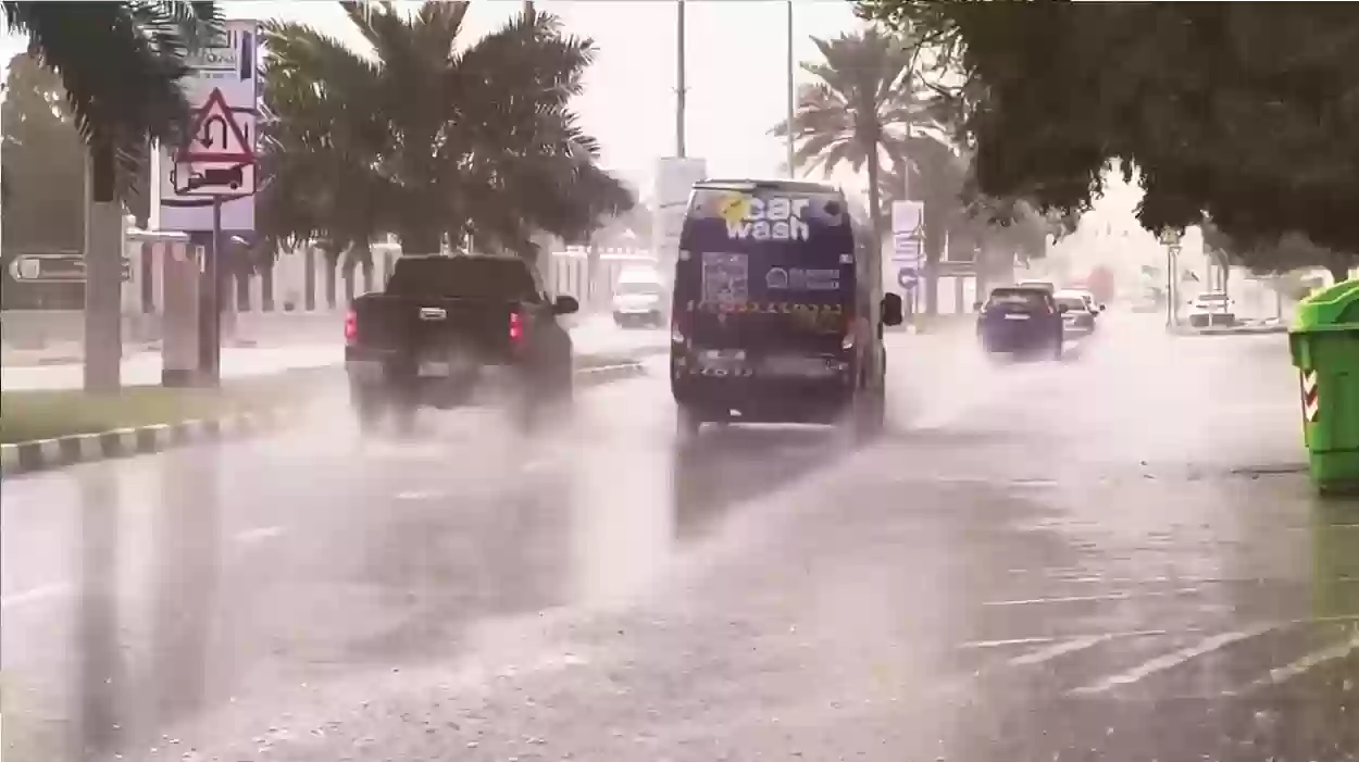 أمطار غزيرة وتساقط للبرد على عسير وهذه المناطق