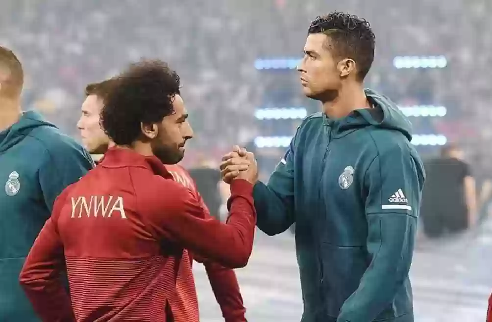 كريستيانو رونالدو يتفاوض مع محمد صلاح