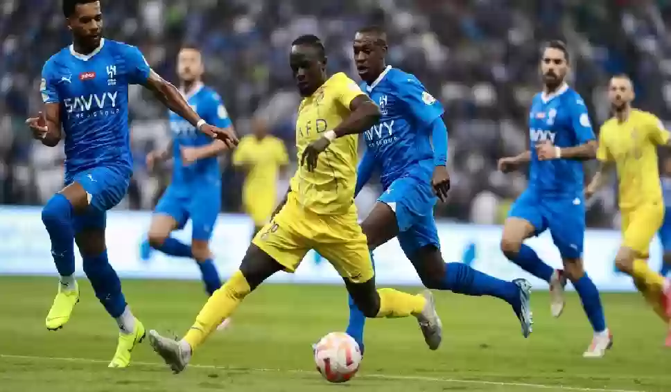 الهلال يستغل سقوط النصر