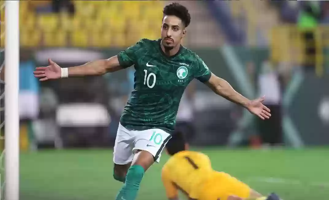 مدرب عملاق يتنافس مع رينارد لخلافة مانشيني في المنتخب السعودي